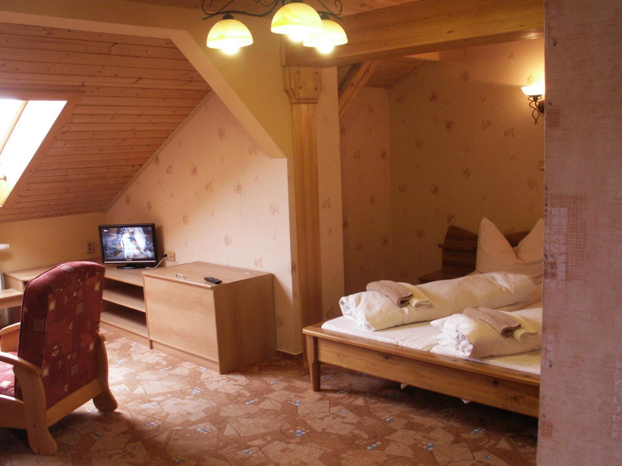 Hotel Lesni Dum Janske Lazne Room photo