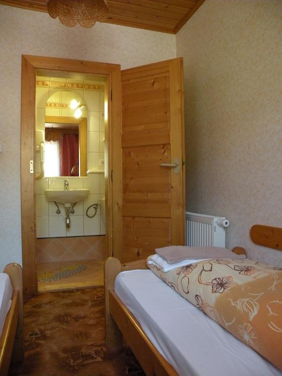Hotel Lesni Dum Janske Lazne Room photo